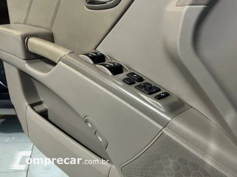 AZERA - 3.3 MPFI GLS SEDAN V6 24V 4P AUTOMÁTICO