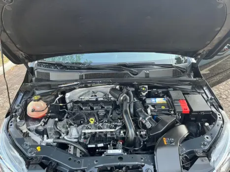 ONIX 1.0 Turbo Plus LT