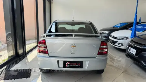 ASTRA 2.0 MPFI Advantage 8V