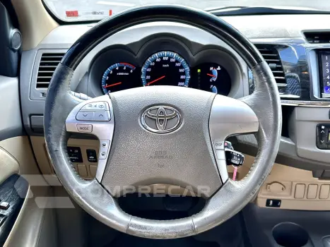 HILUX SW4 3.0 SRV 4X4 16V TURBO INTERCOOLER DIESEL 4P AUTOMÁ