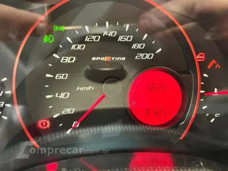 UNO - 1.4 SPORTING 8V 4P MANUAL