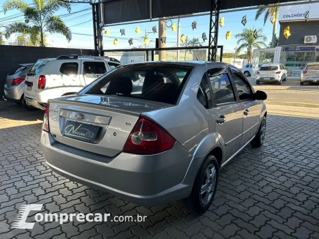 FIESTA 1.6 MPI Class Sedan 8V