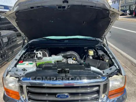 F-250 4.2 XLT 4X2 CS V6
