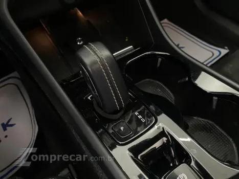 XC40 T5 RDESIGN (HIBRIDO)