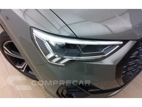 Q3 2.0 40  TFSI GASOLINA SPORTBACK PERFORMANCE BLACK PLUS QU