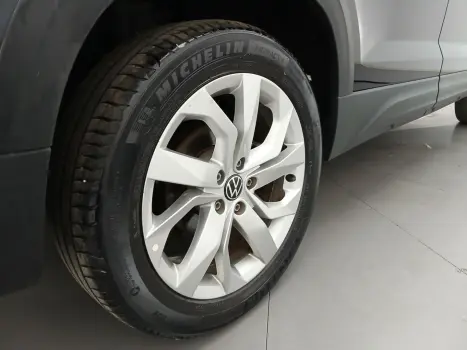 TAOS 1.4 250 TSI TOTAL FLEX COMFORTLINE AUTOMÁTICO
