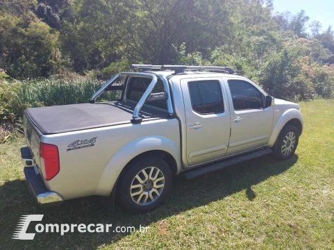 NISSAN FRONTIER 2.5 SL 4X4 CD Turbo EL 4 portas