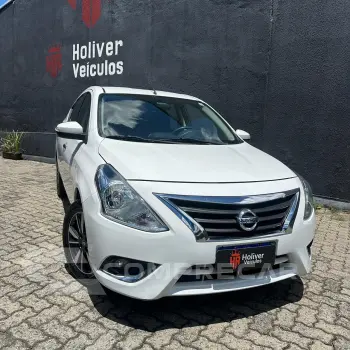 NISSAN VERSA 1.6 16V SL 4 portas