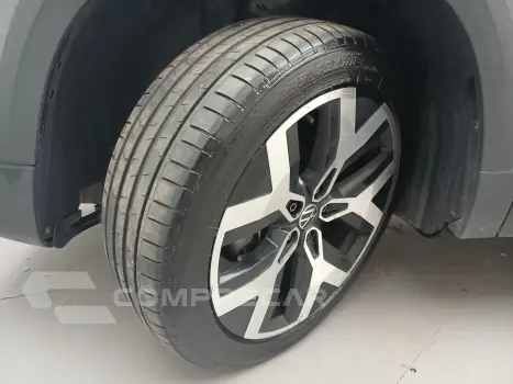 TAOS 1.4 250 TSI TOTAL FLEX HIGHLINE AUTOMÁTICO