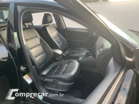 JETTA Comfortline 1.4 TSI 16V 4p Aut.