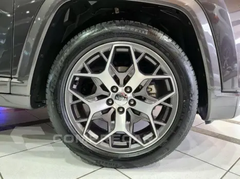 COMMANDER OVERLAND T270 1.3 TB FLEX AUT