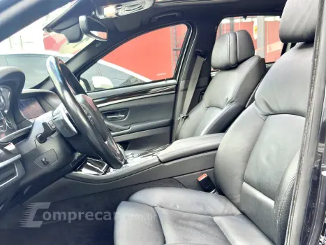550i 4.4 SEDAN V8 32V GASOLINA 4P AUTOMÁTICO