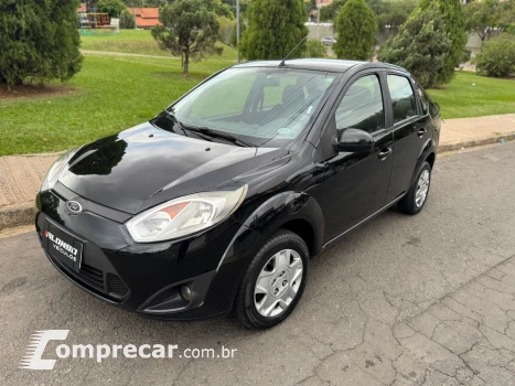 FORD FIESTA 1.6 Rocam SE Sedan 8V 4 portas