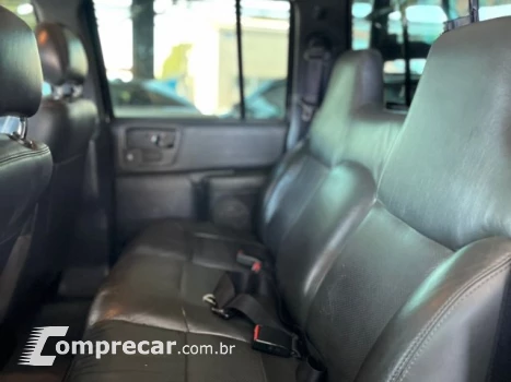 S10 - 2.4 MPFI EXECUTIVE 4X2 CD 8V 4P MANUAL