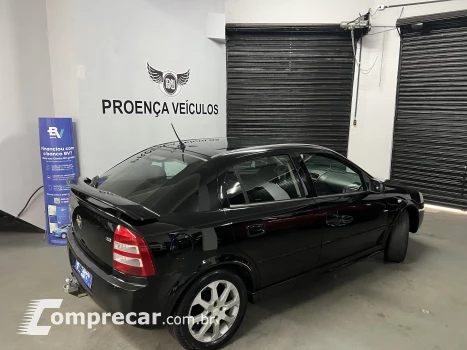 ASTRA 2.0 MPFI Advantage 8V