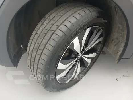 T-CROSS 1.0 200 TSI TOTAL FLEX AUTOMÁTICO