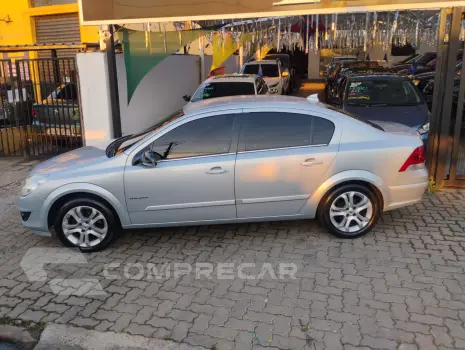 VECTRA 2.0 MPFI Elegance 8V