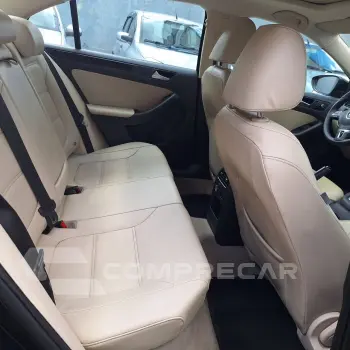 Jetta 2.0 4P FLEX COMFORTLINE TIPTRONIC AUTOMÁTICO