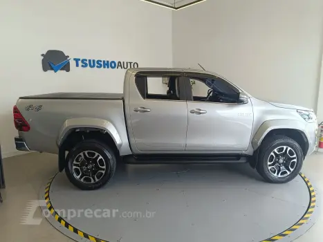 HILUX 2.8 D-4D TURBO CD SRX PLUS 4X4 AUTOMÁTICO