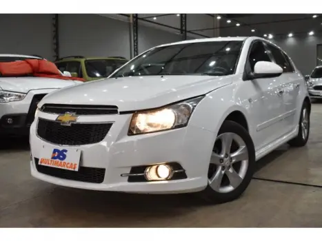 CHEVROLET CRUZE HATCH - 1.8 LTZ SPORT6 16V 4P AUTOMÁTICO 4 portas