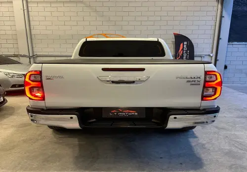 HILUX 2.8 4X4 CD 8V