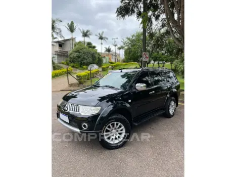 Mitsubishi PAJERO DAKAR 3.2 HPE 4X4 7 LUGARES 16V TURBO INTERCOOLER DIE 4 portas