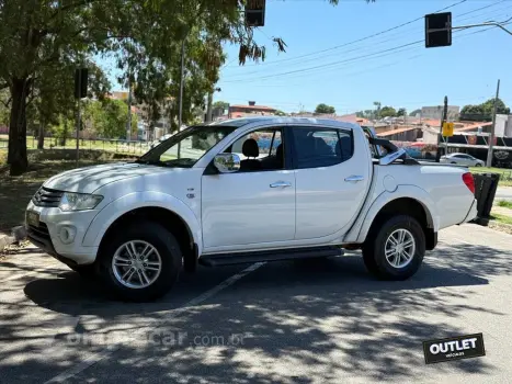 Mitsubishi L200 TRITON 3.5 HPE 4X4 CD V6 24V FLEX 4P AUTOMÁT 4 portas