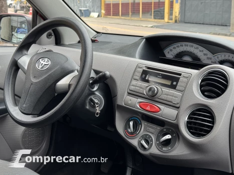 ETIOS 1.5 XLS Sedan 16V