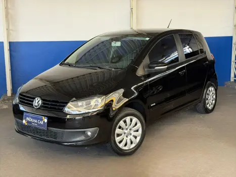 Volkswagen Fox 1.0 Mi Total Flex 8V 5p 4 portas