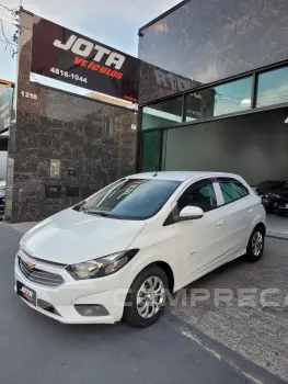 CHEVROLET ONIX 1.0 LT 4 portas
