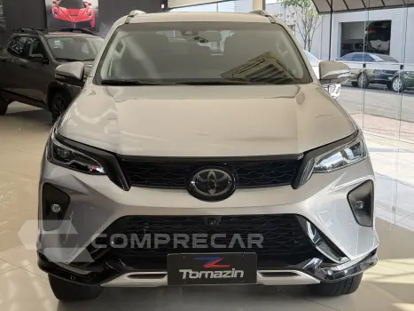 HILUX SW4 2.8 D-4d Turbo SRX Platinum 7L 4X4