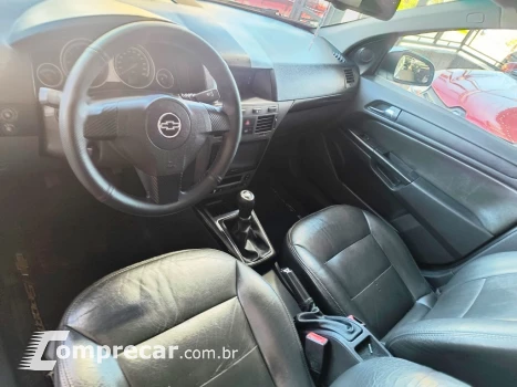 VECTRA 2.0 MPFI GT Hatch 8V