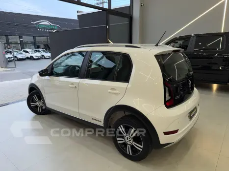 UP 1.0 170 TSI TOTAL FLEX XTREME 4P