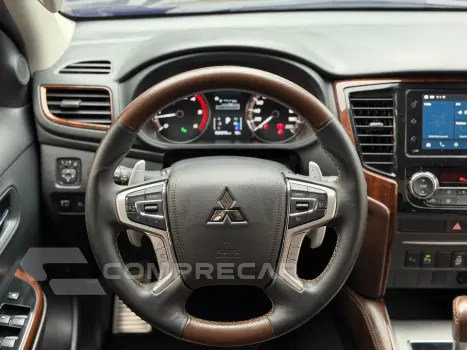 L200 Triton 2.4 16V Turbo Diesel Sport Hpe-S Terra Cd 4P 4X4