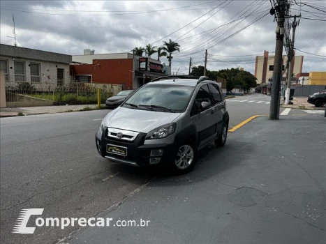 Fiat IDEA 1.8 MPI Adventure Locker 8V 4 portas
