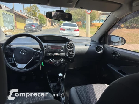 Etios 1.5 XS Hatch