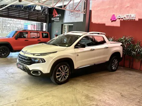 Fiat TORO 2.0 16V TURBO DIESEL VOLCANO 4WD AT9 4 portas