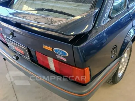 ESCORT 1.8 Guarujá 8V