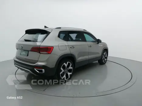 TAOS 1.4 250 TSI TOTAL FLEX HIGHLINE AUTOMÁTICO