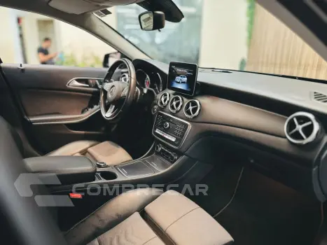 GLA 200 1.6 CGI Style 16V Turbo