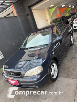 ASTRA 1.8 MPFI Comfort Sedan 8V