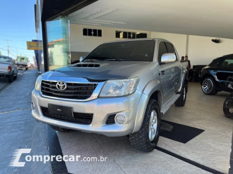 Toyota HILUX 3.0 STD 4X4 CD 16V TURBO INTERCOOLER DIESEL 4P MANUAL 2 portas