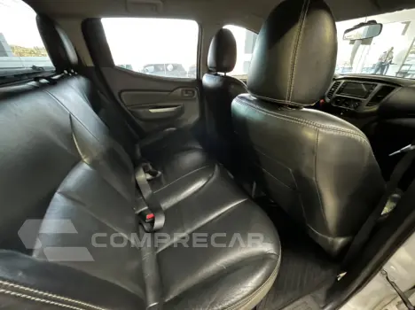 L200 TRITON 2.4 16V Turbo Sport GLS CD 4X4