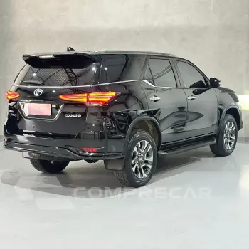 Hilux SW4 Diamond 2.8 TB 4x4 Die. Aut.