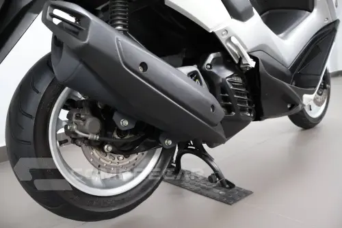 NMAX 160 ABS