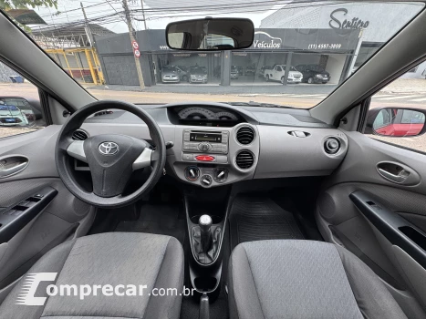 ETIOS 1.5 XLS Sedan 16V