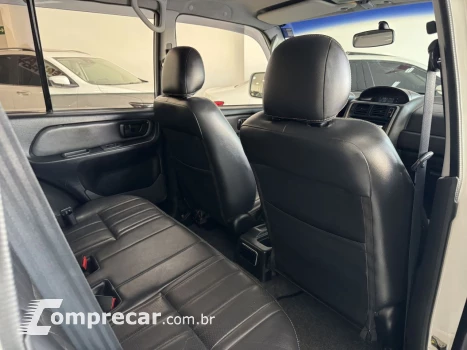 Pajero TR4 2.0 16V 4P FLEX AUTOMÁTICO