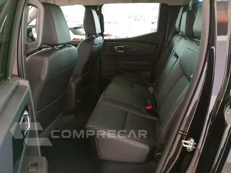 TRITON 2.4 BITURBO DIESEL CD HPE-S 4X4 AUTOMÁTICO