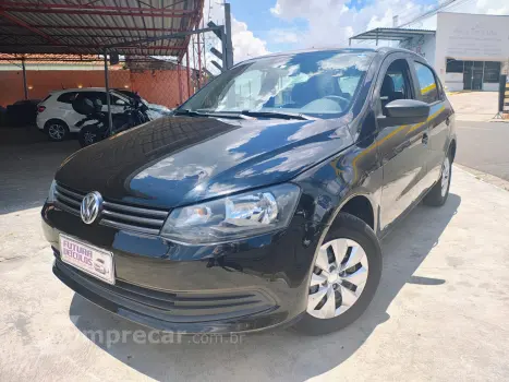 Volkswagen Gol 1.0 4 portas