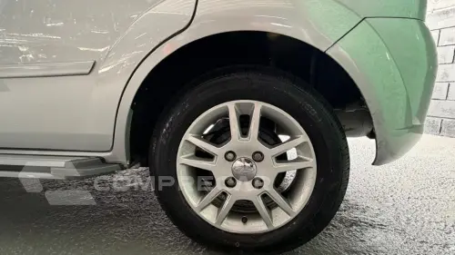 Fiesta TRAIL 1.6 8V Flex 5p